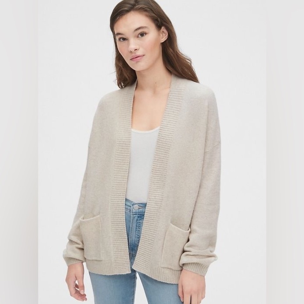 GAP Cream Cardigan